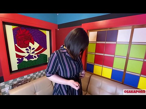 ❤️ Cutie giapponese cù grandi tette si masturba cù ghjoculi sessuali è hà un orgasmu. Ella parla in una intervista di a so cazzo sperienza. Tette enormi è figa pelosa gemendo forte. Osakaporn ❤️❌ Porno à noi % co.porn-milf-300.ru% ❌